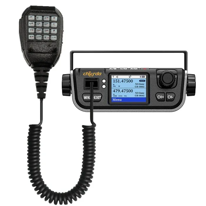 M520D VHF/UHF mobile radio with keypad microphone